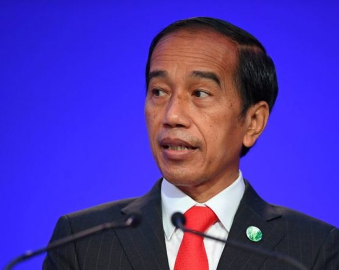 Prevent forest fires or lose your jobs, Indonesia’s Jokowi warns police chiefs again