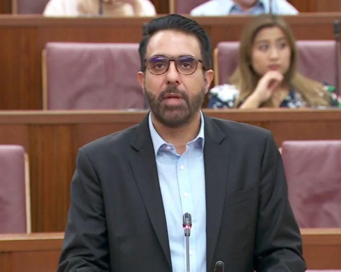 Pritam Singh advocates for English test in Singapore citizenship, PR applications