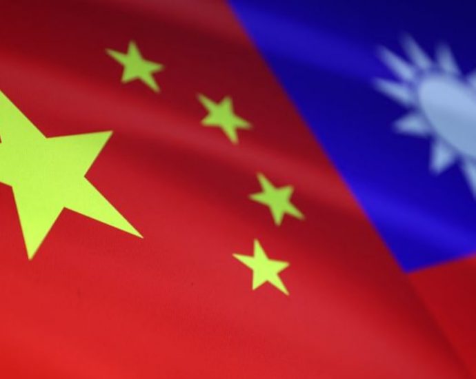 Senior Taiwan opposition leader to visit China amid continued tensions