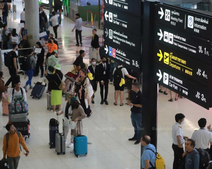 3 Mongolian men arrested for stealing from bags at Suvarnabhumi airport