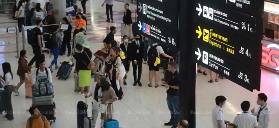 3 Mongolian men arrested for stealing from bags at Suvarnabhumi airport