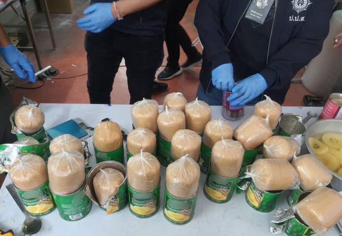 8.5kg of heroin found stuffed into fruit cans