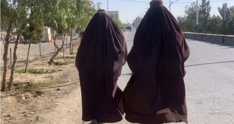 Afghanistan girls' education: 'When I see the boys going to school, it hurts'