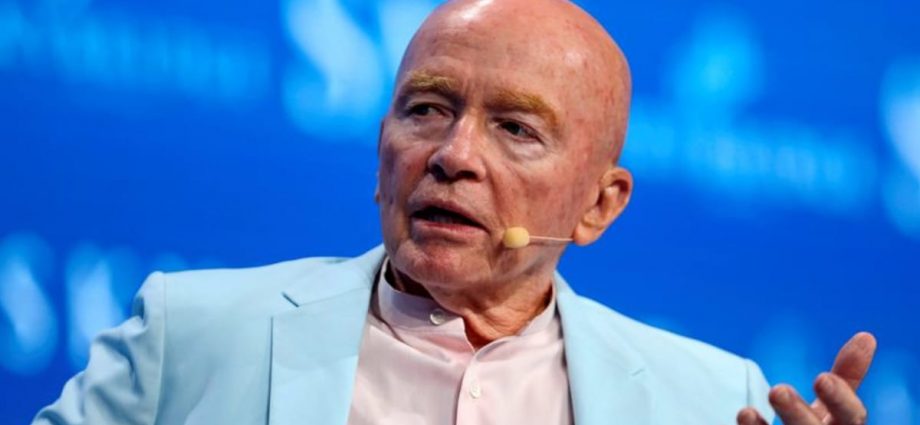 Billionaire investor Mark Mobius says he cannot take money out of China: FOX Business