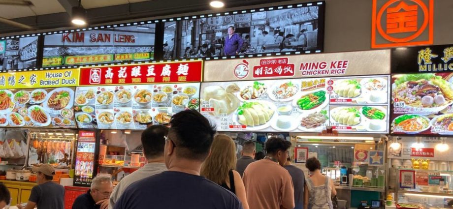 Bishan hawkers surprised by study saying chicken rice is most expensive in their neighbourhood