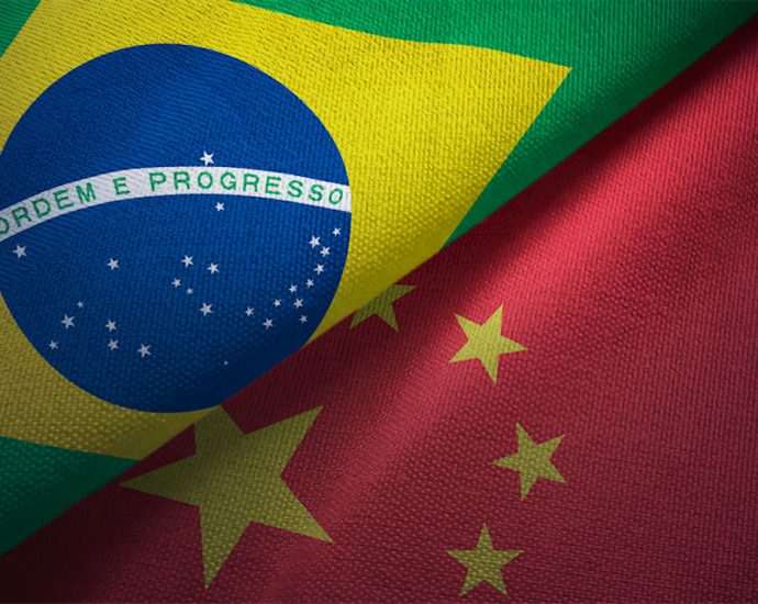 China and Brazil reach RMB-based trade deal