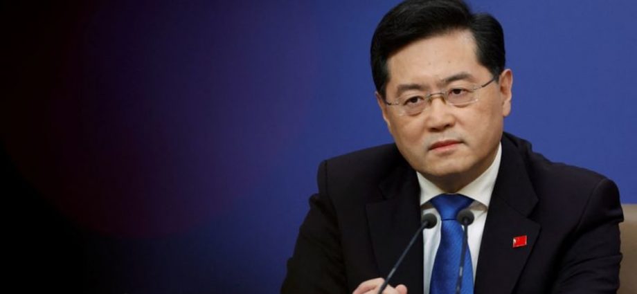 China wants Russia and Ukraine to hold peace talks, says Chinese diplomat