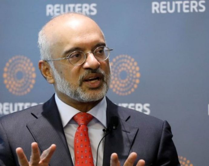 DBS chief Piyush Gupta’s pay climbs 13% to S.4 million as bank profit soars