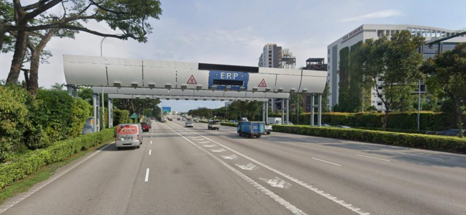 ERP rates to go up by S$1 at several expressway locations from Apr 3
