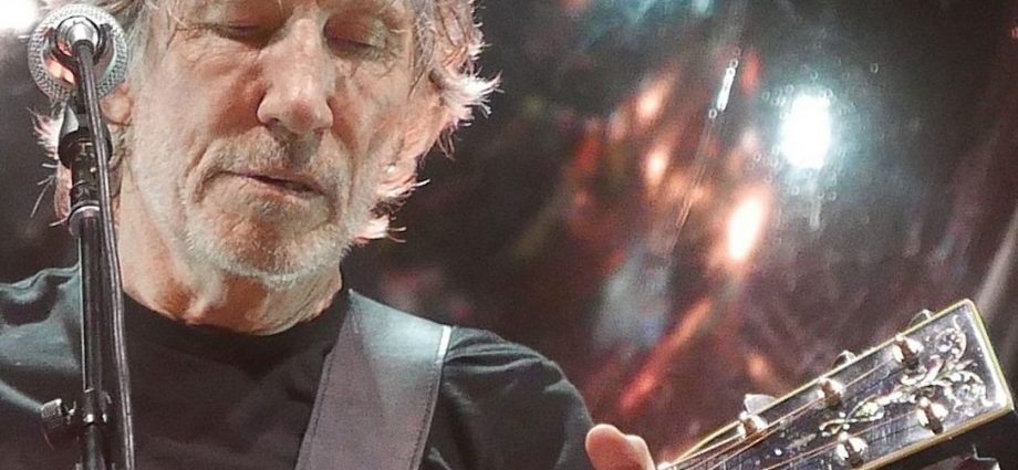 Frankfurt undermines human rights by canceling Roger Waters concert
