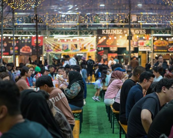 Guide to Geylang Serai Ramadan Bazaar 2023: What to eat, drink, buy and do at the biggest edition yet