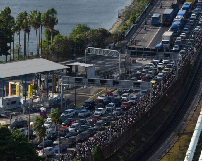 Heavy traffic expected at land checkpoints during upcoming Qing Ming festival and Good Friday weekend