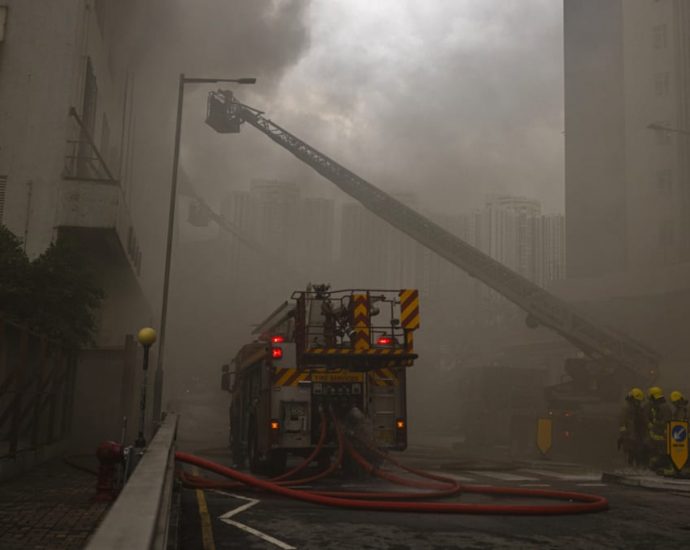 Hong Kong fire forces 3,400 people to evacuate