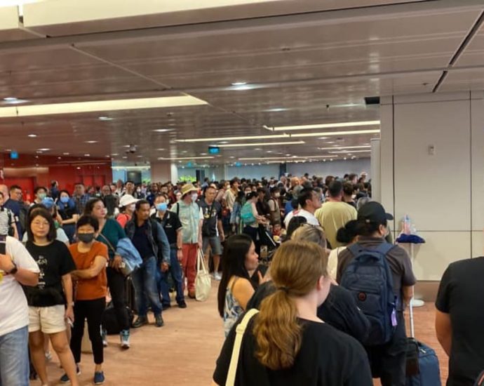 Immigration checkpoint delays caused by ‘technical glitch’ during system upgrade: ICA