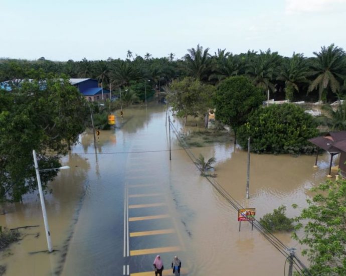 Malaysia floods: Number of victims at evacuation centres halved; fifth casualty reported in Johor