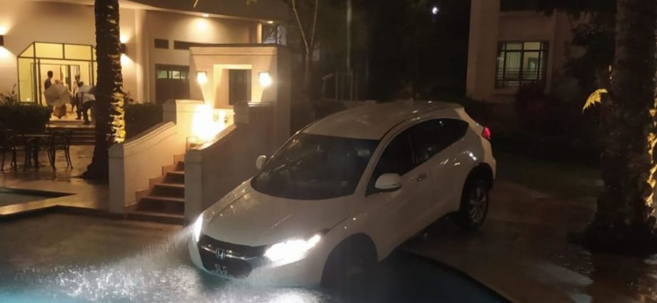 Management of Hillside condominium seeks damages after Gojek driver’s car ends up in swimming pool