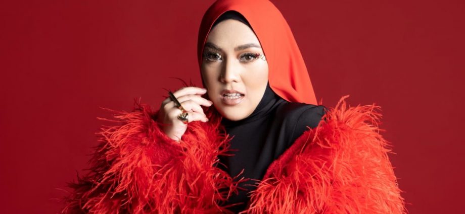 Multilingual Malaysian songstress Shila Amzah to perform in Singapore