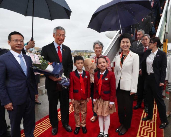 Prime Minister Lee Hsien Loong arrives in Guangzhou at start of official visit to China