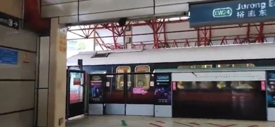 SMRT files police report after commuter blocks platform door, causing train delay