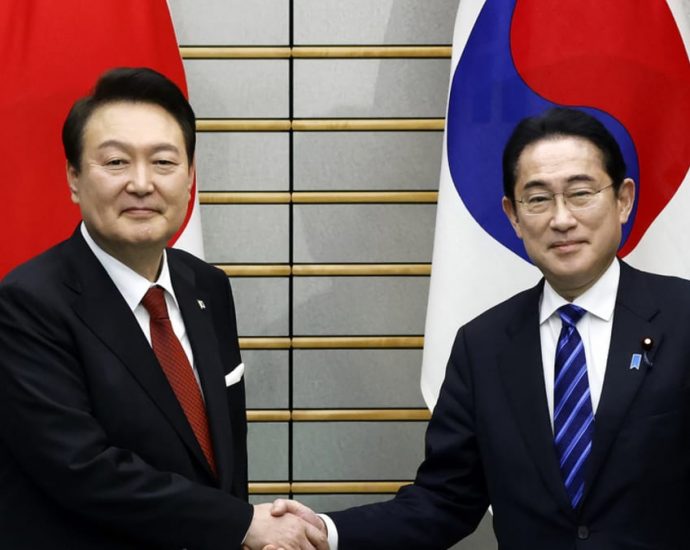 South Korea and Japan hail spring thaw amid missiles and weight of history