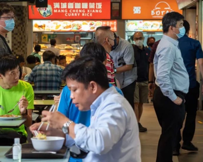 Study finds eating out cheapest in Toa Payoh, most expensive in Bishan; many food stalls didn’t raise prices following GST hike