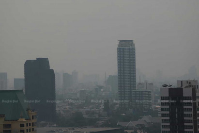 Toxic dust blankets North