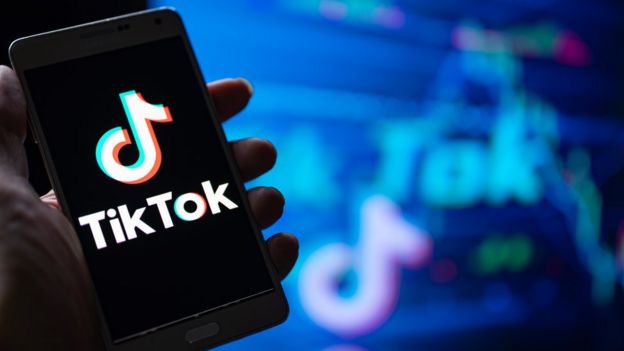 US threatens TikTok ban if app is not sold - report