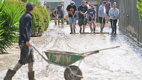 Vanuatu: Pacific nation reels from twin cyclones and earthquakes