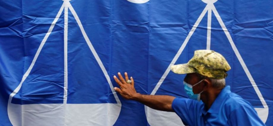 Barisan Nasional reiterates backing for Anwar-led government amid alleged plan to seize power