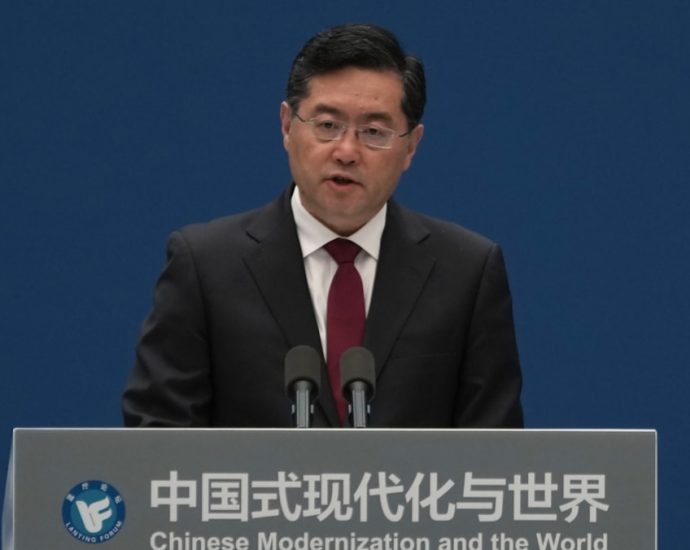 Both sides of the Taiwan Strait belong to China: Chinese FM