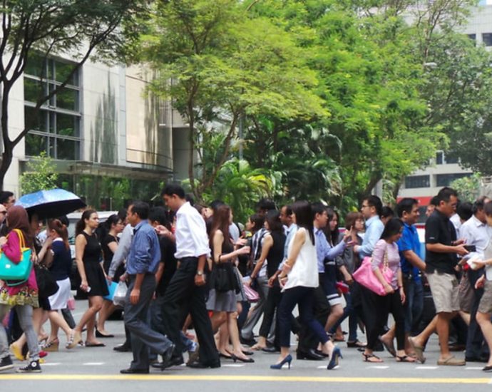 CNA poll finds majority welcome English test to be part of Singapore citizenship application process