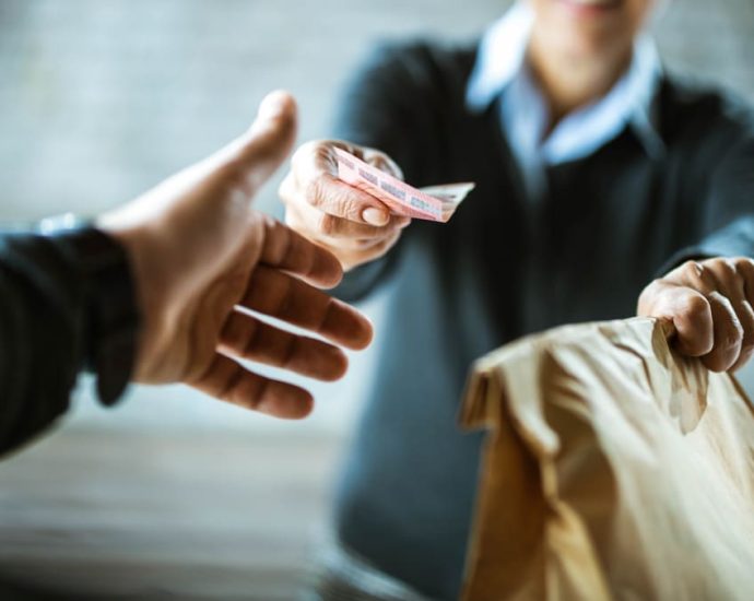 Commentary: Yes, we’re already paying service charge, GST and delivery fees, but it’s still nice to tip