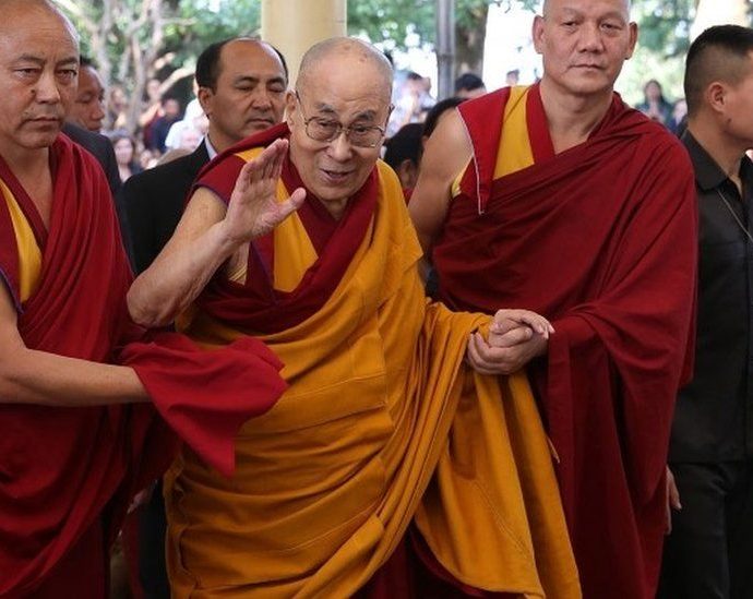 Dalai Lama defended over tongue-sucking episode