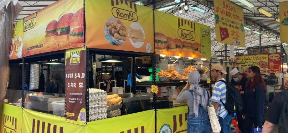 High rent, stiff competition: Geylang Serai Ramadan bazaar stallholders struggling to turn a profit