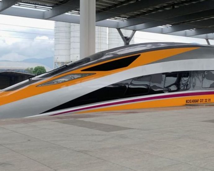 Indonesia expects to clinch US0 million Chinese loan for high-speed train soon