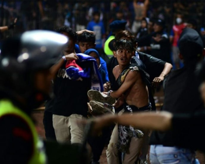 Indonesian football rivals meet for first time since stadium tragedy