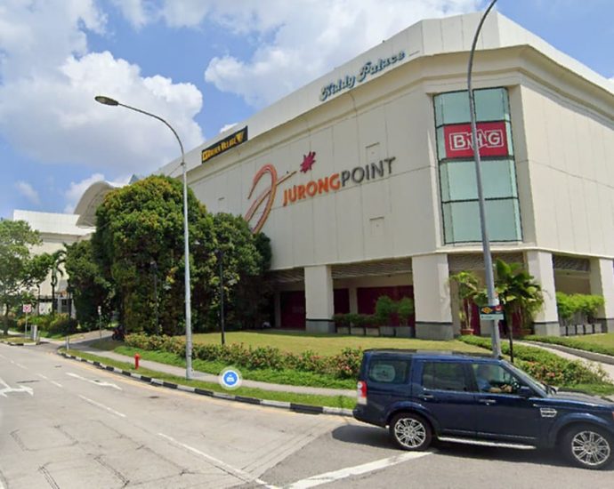 Jail for man who helped steal S,000 in bungled illegal remittance deal at Jurong Point