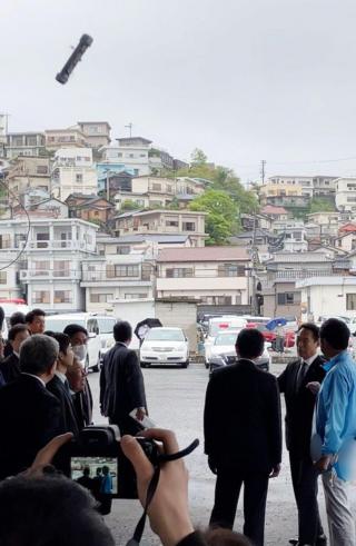 Japan: Kishida smoke bomb sparks memories of slain PM Abe