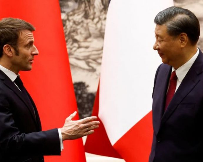 Macron calls on Xi to reason with Russia for Ukraine peace