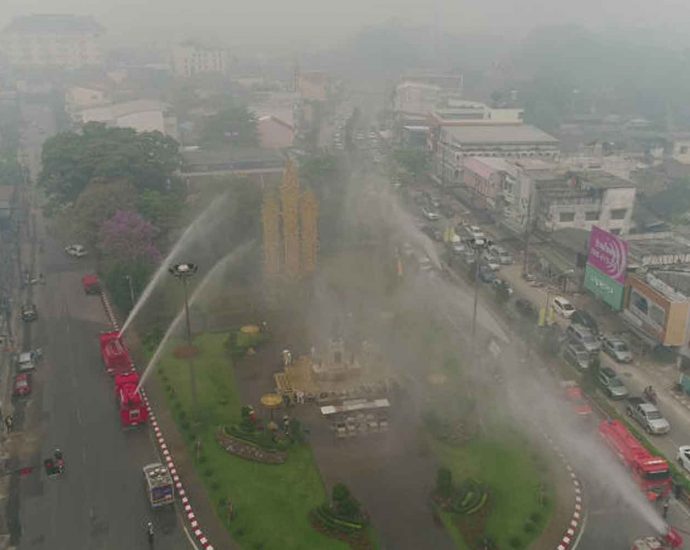 Neighbours urged to tackle haze crisis