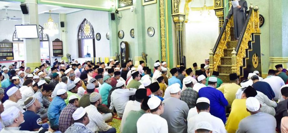 ‘Not obligatory’ for countries to follow each other in determining start of Islamic calendar: MUIS