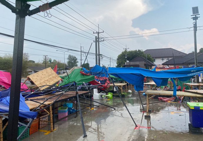 Summer storm pounds Prachin Buri