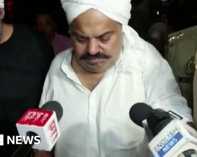 Watch the moments before former Indian MP shot live on TV