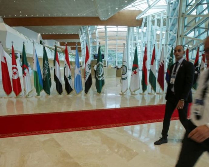 Arab foreign ministers to discuss Syria, Sudan in Cairo