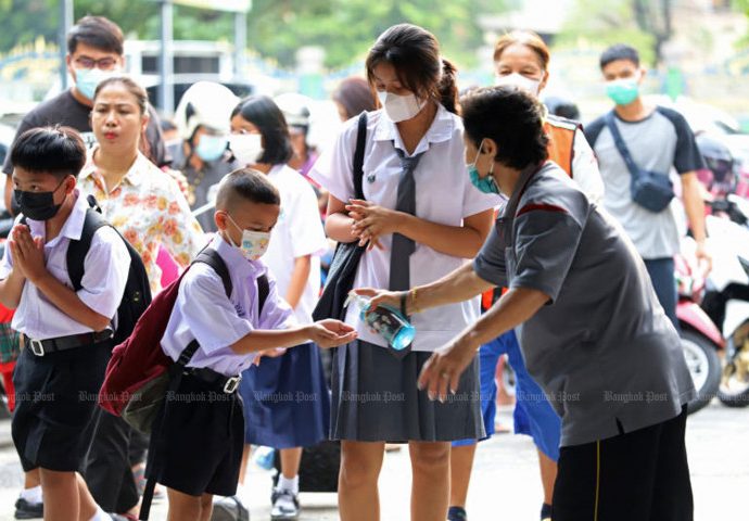 Heavy bags bad for kids’ backs