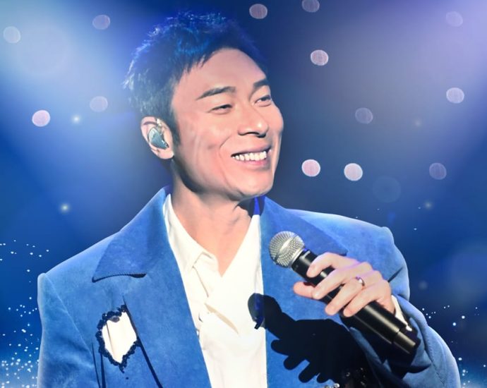 Hong Kong singer Andy Hui will perform at Marina Bay Sands in July