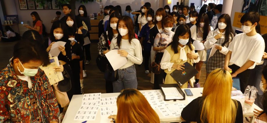 K-pop auditions see 2,500 hopefuls