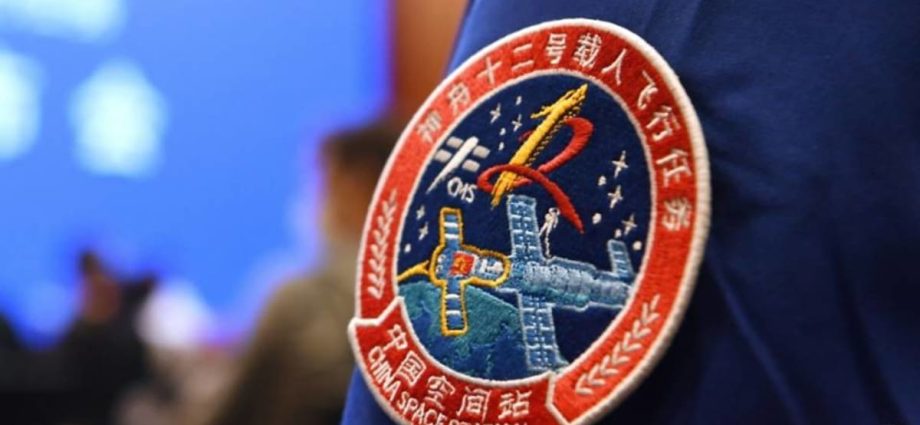 Mystery Chinese spacecraft returns to Earth after 276 days