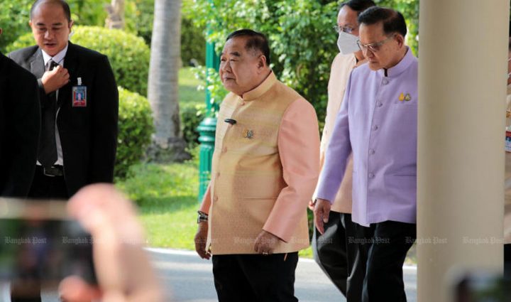 Prawit determined to stay on as PPRP leader