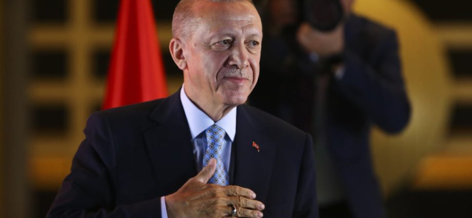 President Halimah, PM Lee congratulate Turkish President Erdogan on re-election win